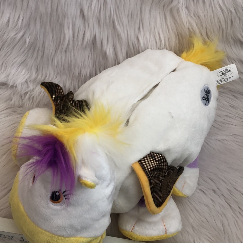 Stuffies Wonderella the flying horse Pegasus - Picture 4 of 7